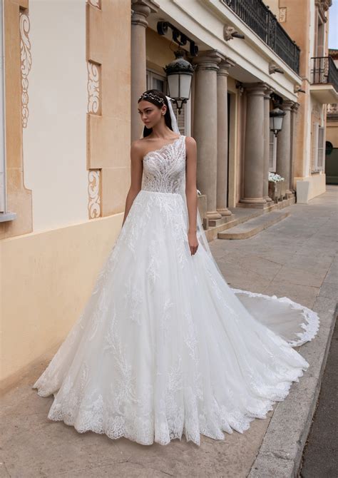 Vestiti da sposa su misura a 990€! Abito da Sposa Pronovias 2020 - VARDA | Mariages.it ...