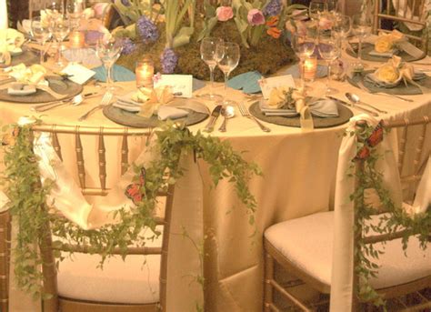 See more ideas about wedding, nature inspired wedding, wedding ring hand. Your Wedding Support: GET THE LOOK - One with Nature