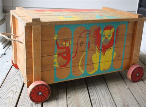 Reduced Retro Vintage Zoo Animals Wooden Toy Chest Trunk Wagon Etsy