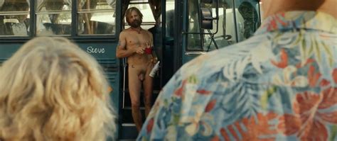 Omg He S Naked Viggo Mortensen Goes Full Frontal In Captain Fantastic Omg Blog