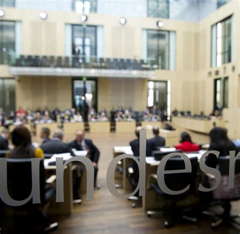 May 06, 2021 · der bundestag hat sich für lockerungen für geimpfte und genesene bei den pandemiebeschränkungen ausgesprochen. Bundesrat: SPD-Länder wollen Vermögensteuer einführen - WELT