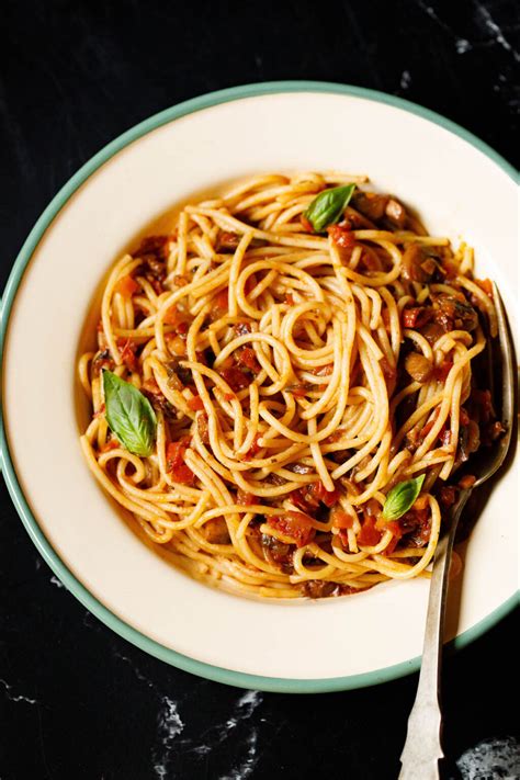 Spaghetti Bolognese | Mushroom Bolognese » Dassana's Veg Recipes