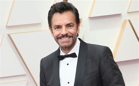 Eugenio Derbez Desfila Sin Alessandra Rosaldo En Premios Oscar 2022 Chic Magazine