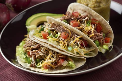 Mexican Pot Roast: Flavorful Tacos With Shredded Beef
