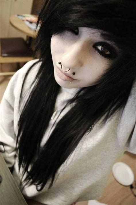 That Moment When I Compare Myself With The Girl In The Picture And Emo Scene Girls Scene