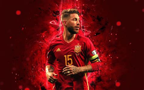 Przegląd pokazuje obecnych i byłych kadrowiczów którzy grają w klubie hiszpania. Sergio Ramos 015 Hiszpania, Reprezentacja - Tapety na pulpit