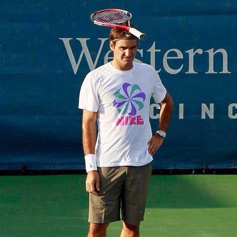 Roger Federer Practicing And Playing Roger Federer Federer Tennis Mr