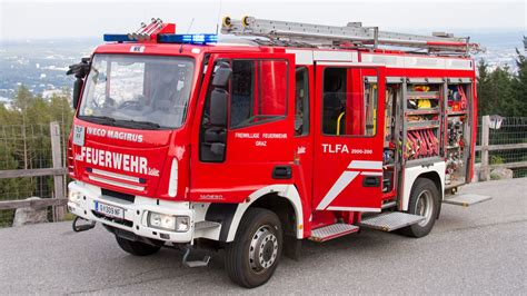 Fahrzeuge Einsatzfahrzeuge Und Kleinfahrzeuge Freiwillige Feuerwehr Graz