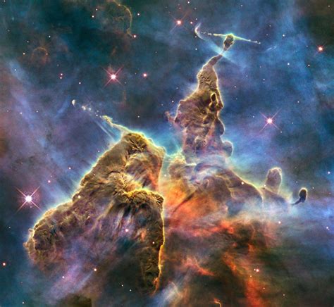 Dust Pillar Of The Carina Nebula Pics