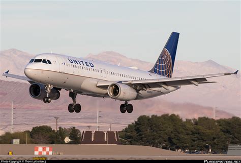 N443ua United Airlines Airbus A320 232 Photo By Thom Luttenberg Id