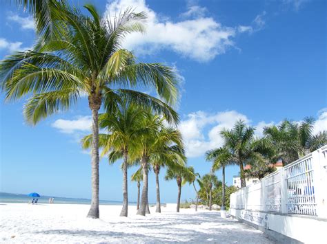 Maybe you would like to learn more about one of these? fort myers florida | Fort myers florida, Fort myers beach ...