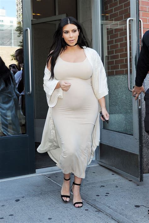 Pregnant Kim Kardashian Leaves Her Apartment In New York 09132015 Hawtcelebs
