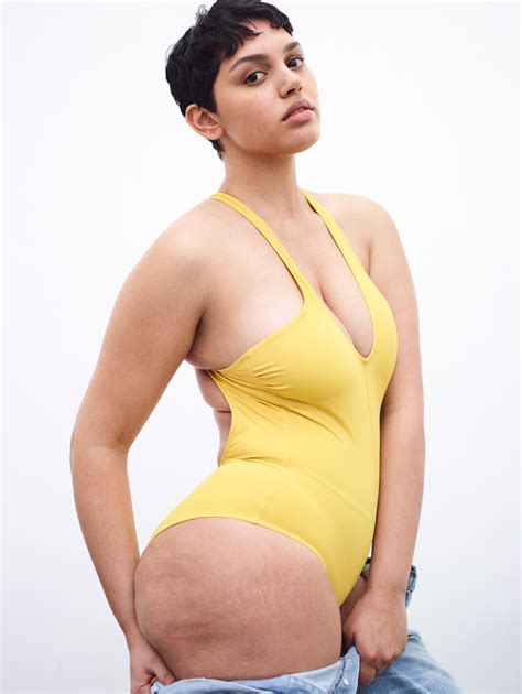 six women pose for beautiful photos of their cellulite allure