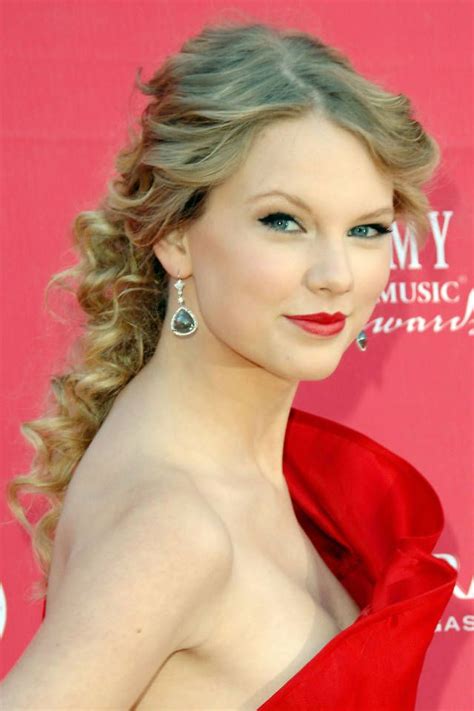 Taylor Swifts Amazing Beauty Transformation Through The Years Taylor