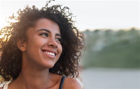 Smile The Surprising Benefits Of The Facial Expression Of Happiness