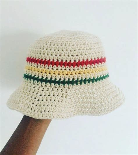 The 90s Are Back With These Easy Crochet Bucket Hat Patterns Moms