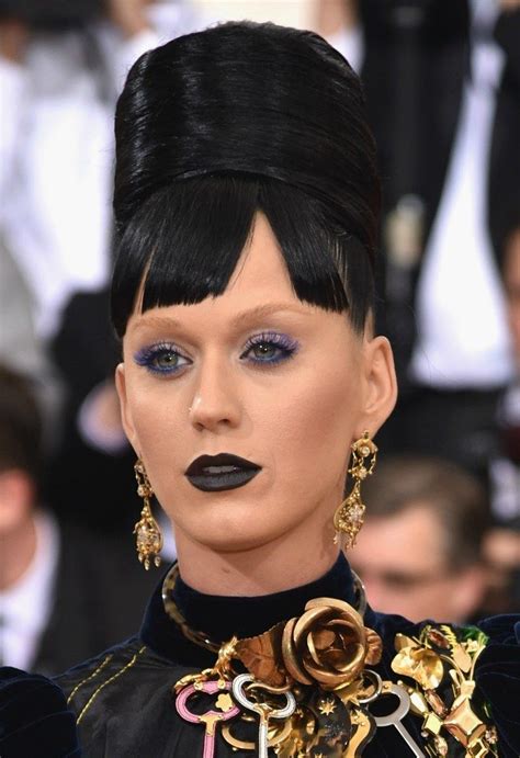 Katy Perrys Beauty Look From The Met Gala 2016 Red Carpet Lightened