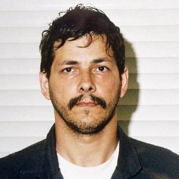 Dutroux was convicted in 1989 for the abduction an. Marc Dudroux écrit un courrier aux parents de ses victimes ...