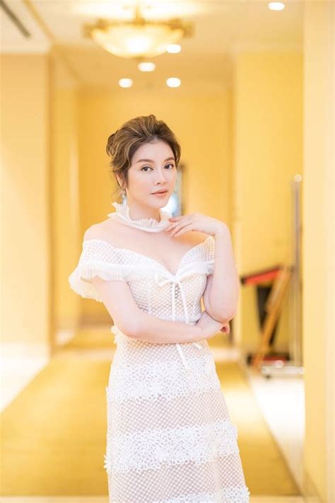Cách đây khoảng 10 năm, một nhà toán học đã từng có nhận xét đại ý việt nam chưa có nghiên cứu khoa học xã hội. Lý Nhã Kỳ mặc váy ren xuyên thấu lộ nội y thế này, ai bảo ...