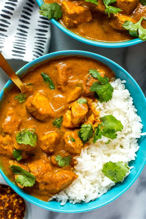 Chicken tikka masala is a dish consisting of roasted marinated chicken chunks (chicken tikka) in spiced curry sauce. Instant Pot Chicken Tikka Masala - Eating Instantly