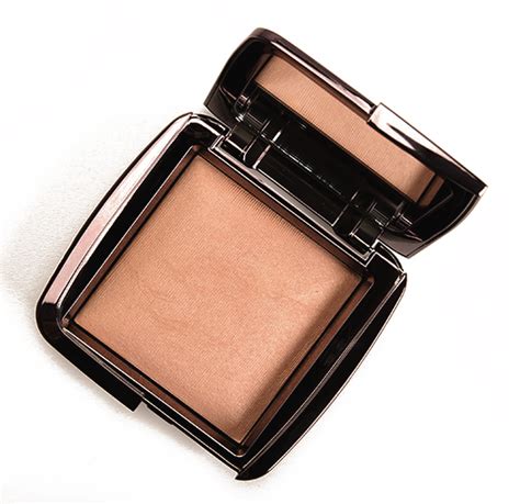 Hourglass Radiant Light Ambient Lighting Powder Review Photos Swatches