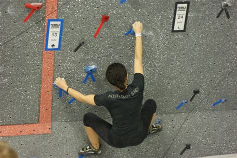 clipping into harry potter with a heel hook at the itty bitty climber