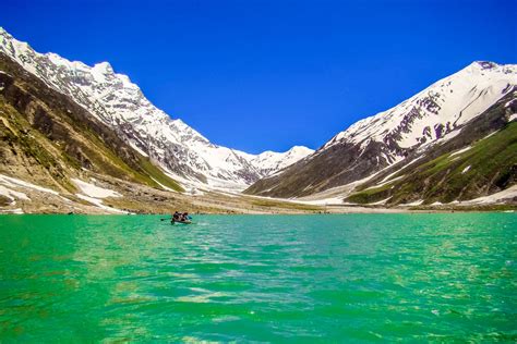 Unique Shadow Naran Kaghan Is Most Beautiful Part Of Pakistan