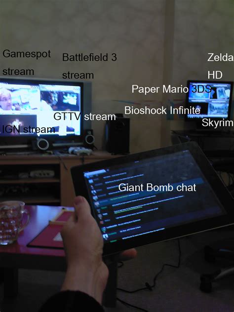 I've been using display fusion for several weeks now and have to say, i'm loving this product. Dual-Monitors and how to use them - Off-Topic - Giant Bomb