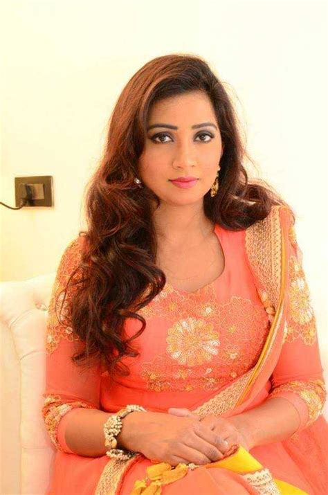 Shreya Ghoshal New Stills Shreya Ghoshal Hot Indian Celebrities