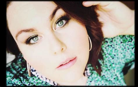 Actress Chrissy Metz Inks Deal Set To Release Country Album Country