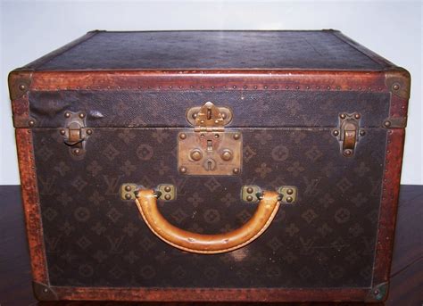 Louis Vuitton Travel Trunk Antique The Art Of Mike Mignola