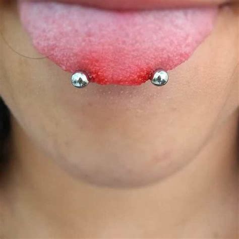 Snake Eyes Piercing 55 Ideas And Complete Guide Rightpiercing