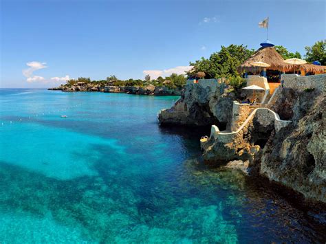 As of the 2010 census, the city's population was 983. Negril A Small Beach In Jamaica | Travel Featured