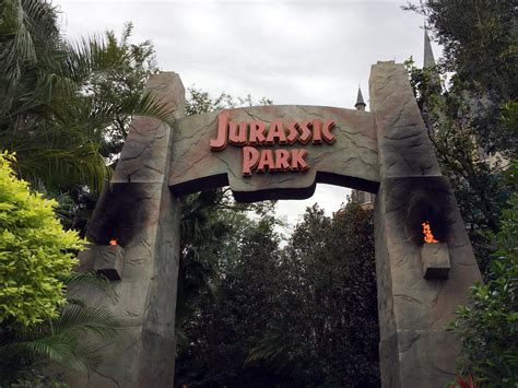 Jurassic Park Vs Jurassic World At Universals Islands Of Adventure