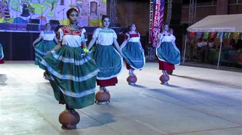 Ritual De Las Aguadoras Ballet De Uruapan Michoacán En La Feria De
