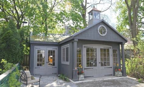 Coach house books is an independent canadian publishing company located in toronto, ontario. Coach Houses - Modern - Garage - Toronto - by Limestone ...