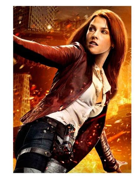 Ali Larter Resident Evil The Final Chapter Claire Redfield Jacket