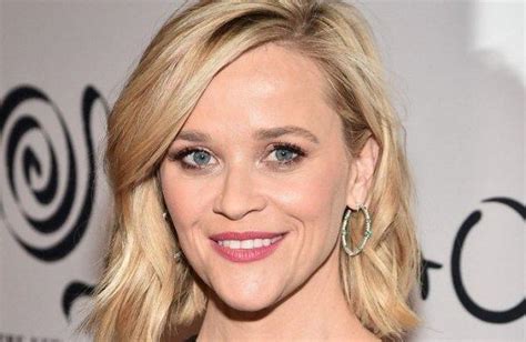 A Copy Of The Mother Reese Witherspoon Came Out With Her 23 Year Old Daughter Ava Celebrity News
