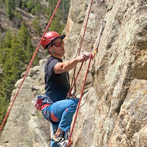 Learn To Lead Sport Skills For Indoor And Outdoor Lead Climbing