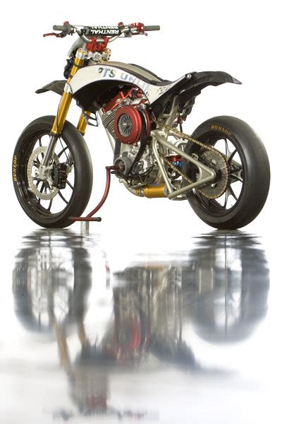 Sign up to receive our emails and never miss an update! Racing Cafè: "Slotard" by Jesse Rooke Customs