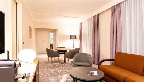 Hotels Near Disney Radisson Blu Golf Hotel Disneyland® Paris