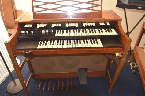Hammond M102 Spinet Electric Organ Price Reduced In Grangemouth