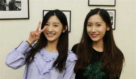 Identical Chinese Twin Sisters Praised For Their Brains And Beauty Tick Harvard Off Their To