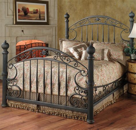 Hillsdale Metal Beds 1335bkr King Chesapeake Bed Westrich Furniture And Appliances Bed