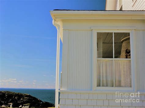 Maine Cottage By The Sea Photograph By Michael Mccormack Fine Art America