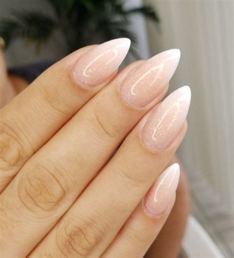Its a fitting way to round off. Almond Nails Design that Will Make You Love Your Nails ...