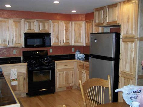 Below are pictures of maple kitchen cabinets that we offer. maple kitchen