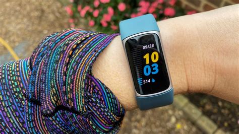How To Set Up And Use Fitbit Charge 5 How To S Geek