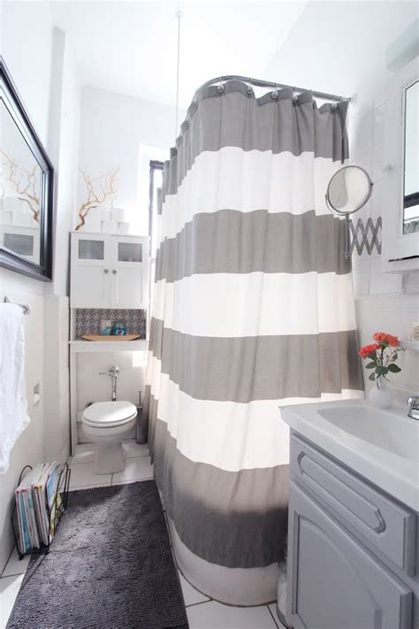 Kerra michele, the savvy and super stylish décor blogger behind apartment envy, came up with an affordable alternative. Bathroom Decorating Ideas: 5 Ways to Make Any Bathroom ...