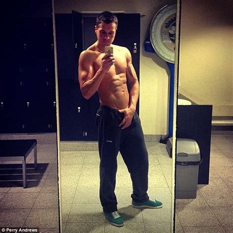 Cardiff Man Bullied At 15 Beats Anorexia To Become A Bodybuilder Daily Mail Online